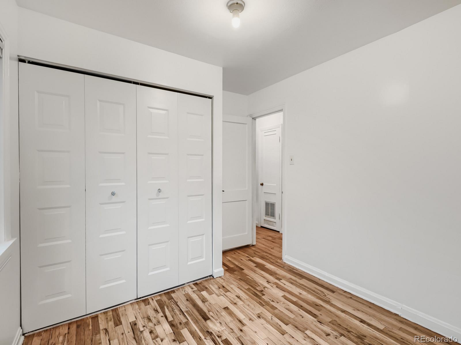 MLS Image #17 for 5088  umatilla street,denver, Colorado