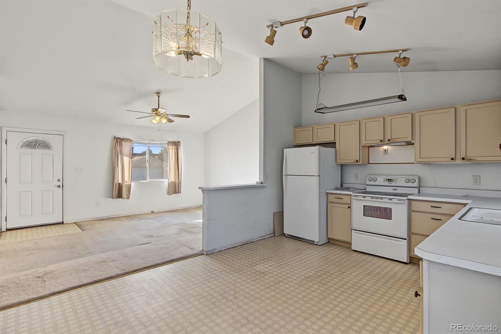 MLS Image #8 for 876 s blakeland drive,pueblo west, Colorado