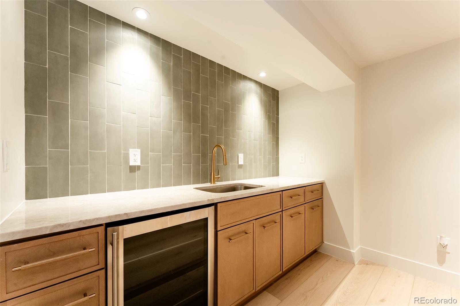 MLS Image #28 for 4775 s xanthia street,denver, Colorado