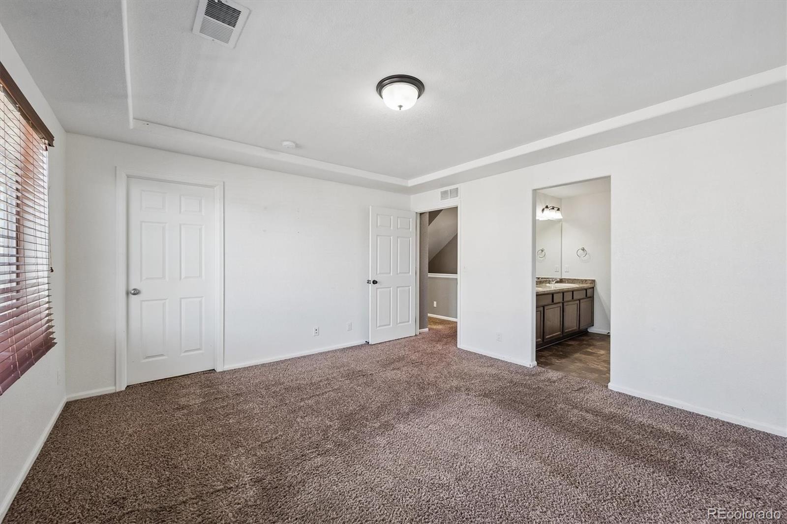 MLS Image #17 for 19045  robins drive,denver, Colorado