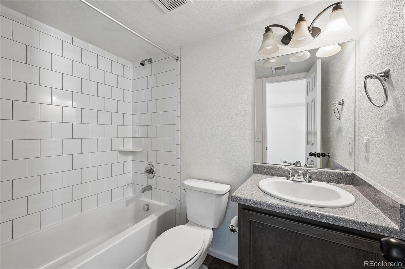 MLS Image #26 for 19045  robins drive,denver, Colorado