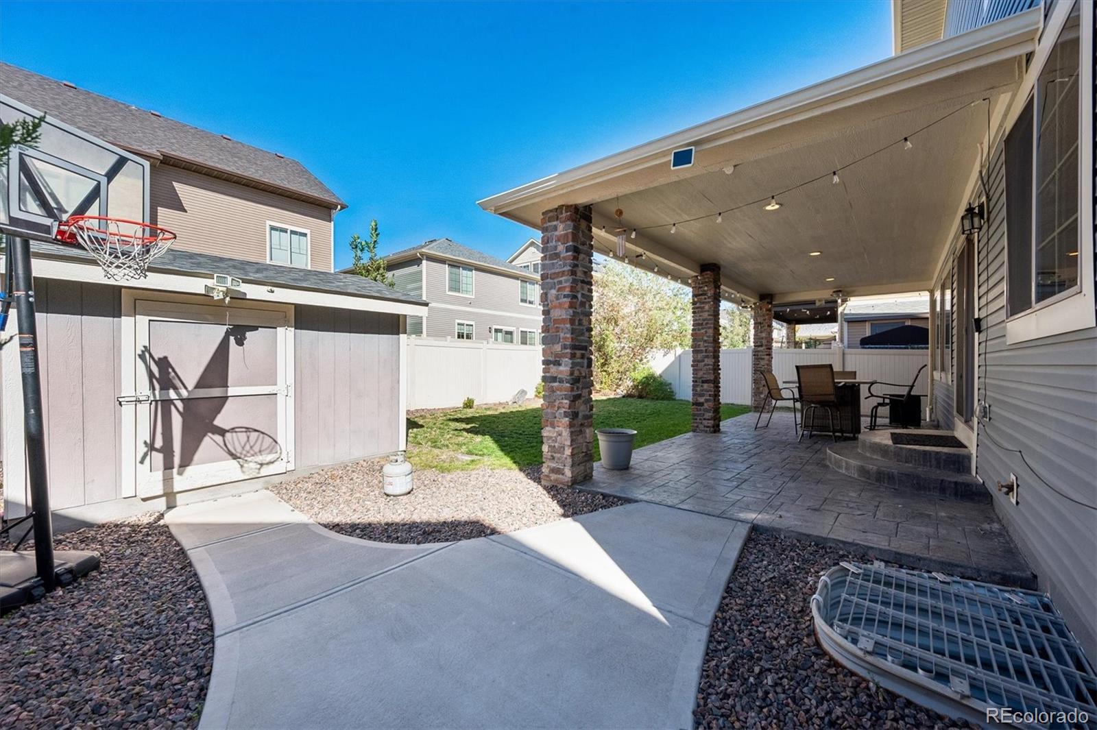 MLS Image #36 for 19045  robins drive,denver, Colorado