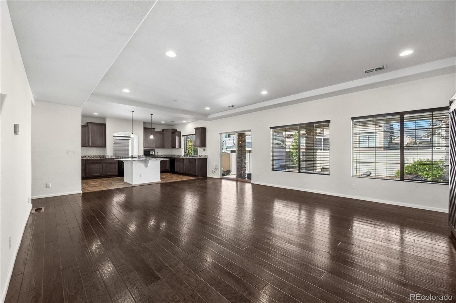 MLS Image #6 for 19045  robins drive,denver, Colorado
