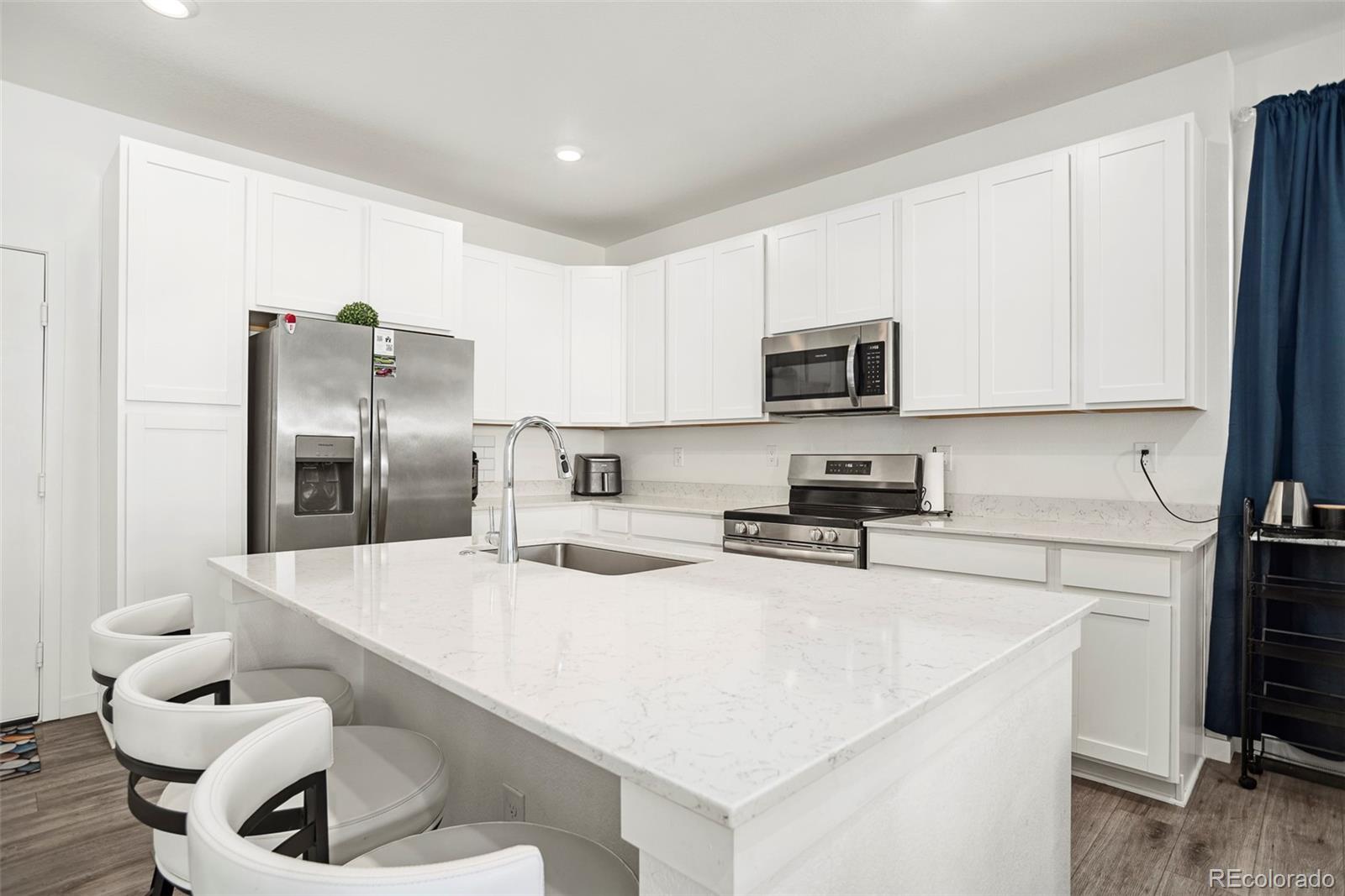 MLS Image #11 for 2001 s gold bug way,aurora, Colorado