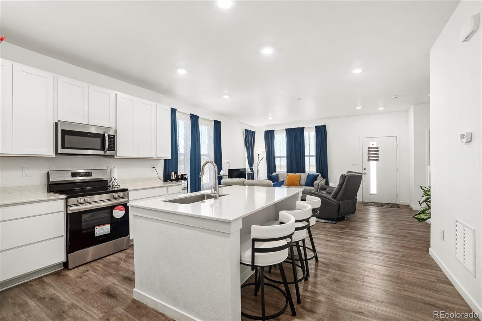 MLS Image #15 for 2001 s gold bug way,aurora, Colorado