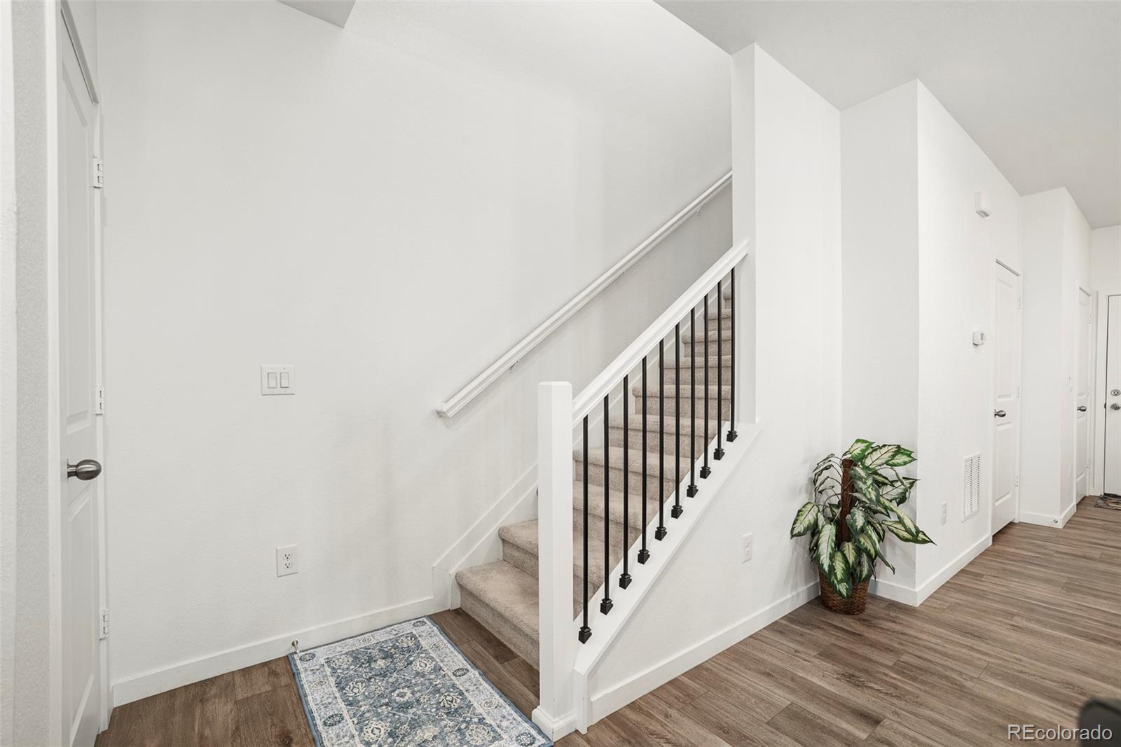 MLS Image #17 for 2001 s gold bug way,aurora, Colorado