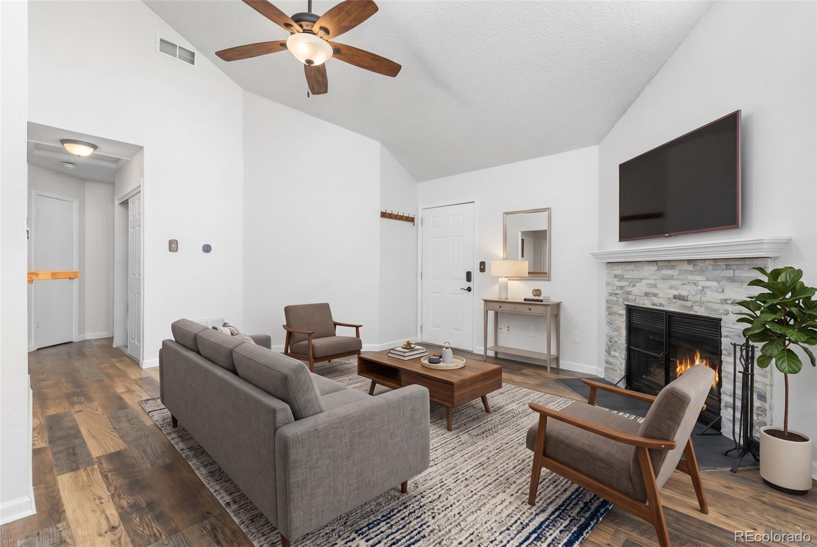 MLS Image #5 for 985 s miller street,lakewood, Colorado