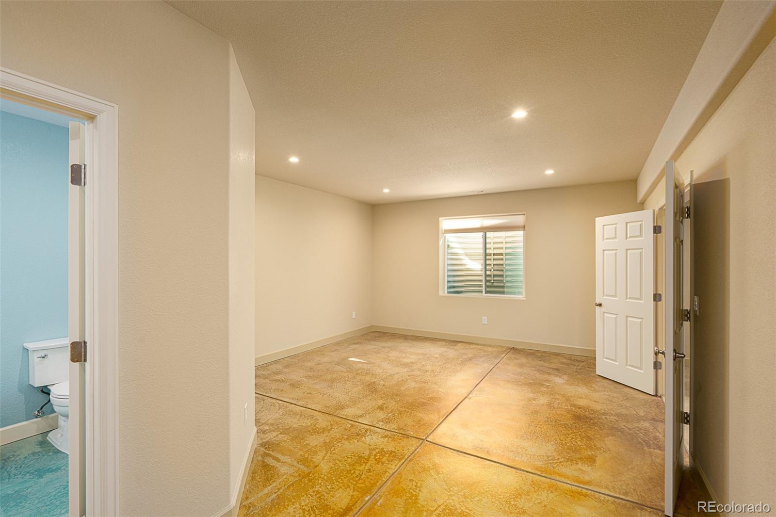 MLS Image #42 for 4976  malaya street,denver, Colorado