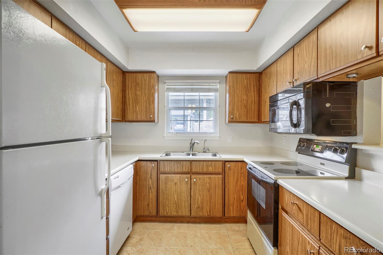 MLS Image #5 for 2710 e otero place,centennial, Colorado