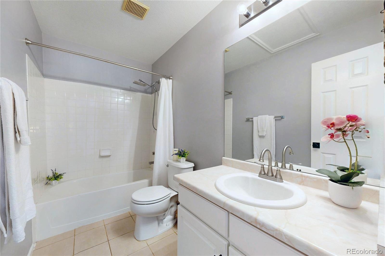 MLS Image #18 for 15137 e nassau avenue,aurora, Colorado