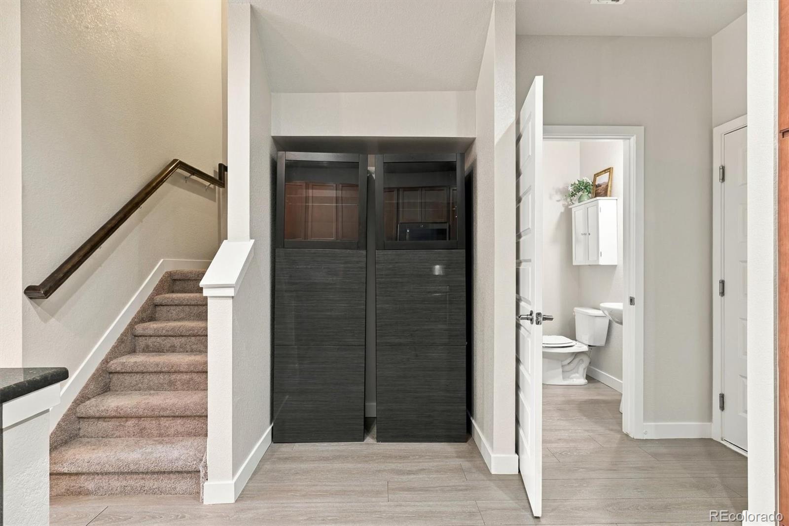 MLS Image #13 for 2009 w 67th place,denver, Colorado