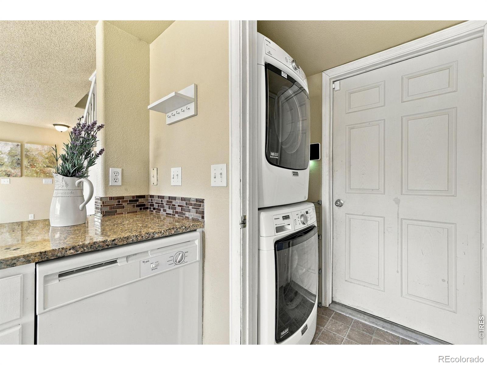 MLS Image #11 for 4064  orleans street,denver, Colorado