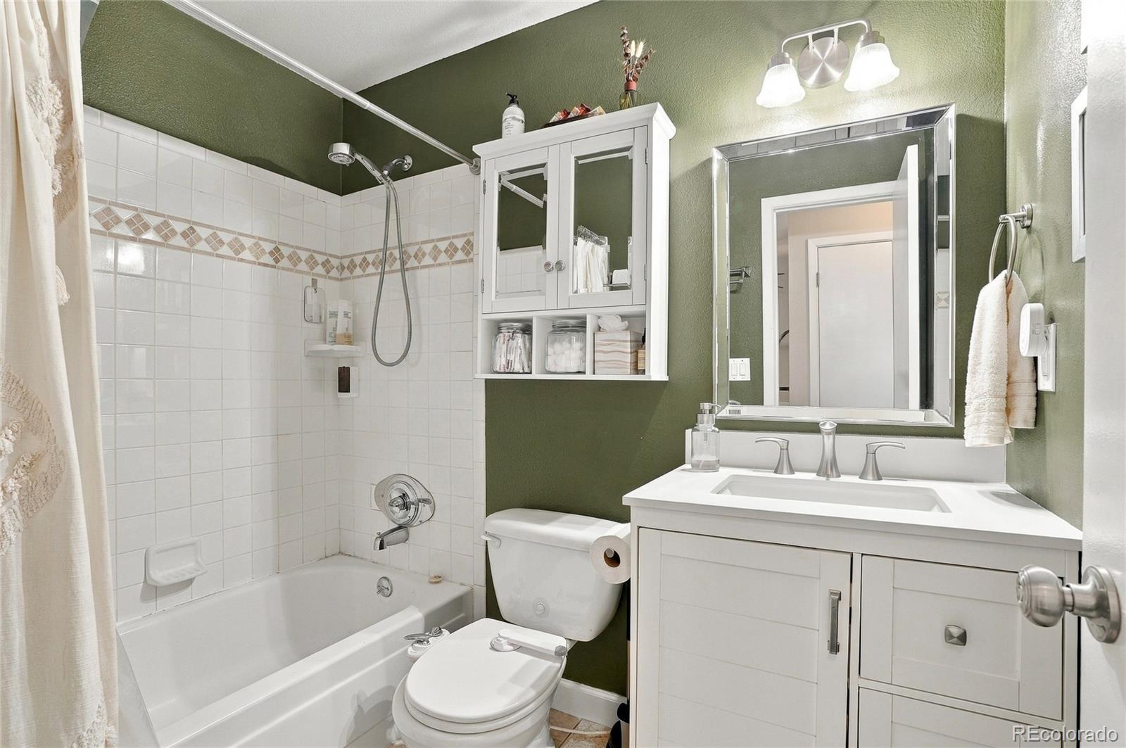 MLS Image #15 for 2843 s ouray way,aurora, Colorado