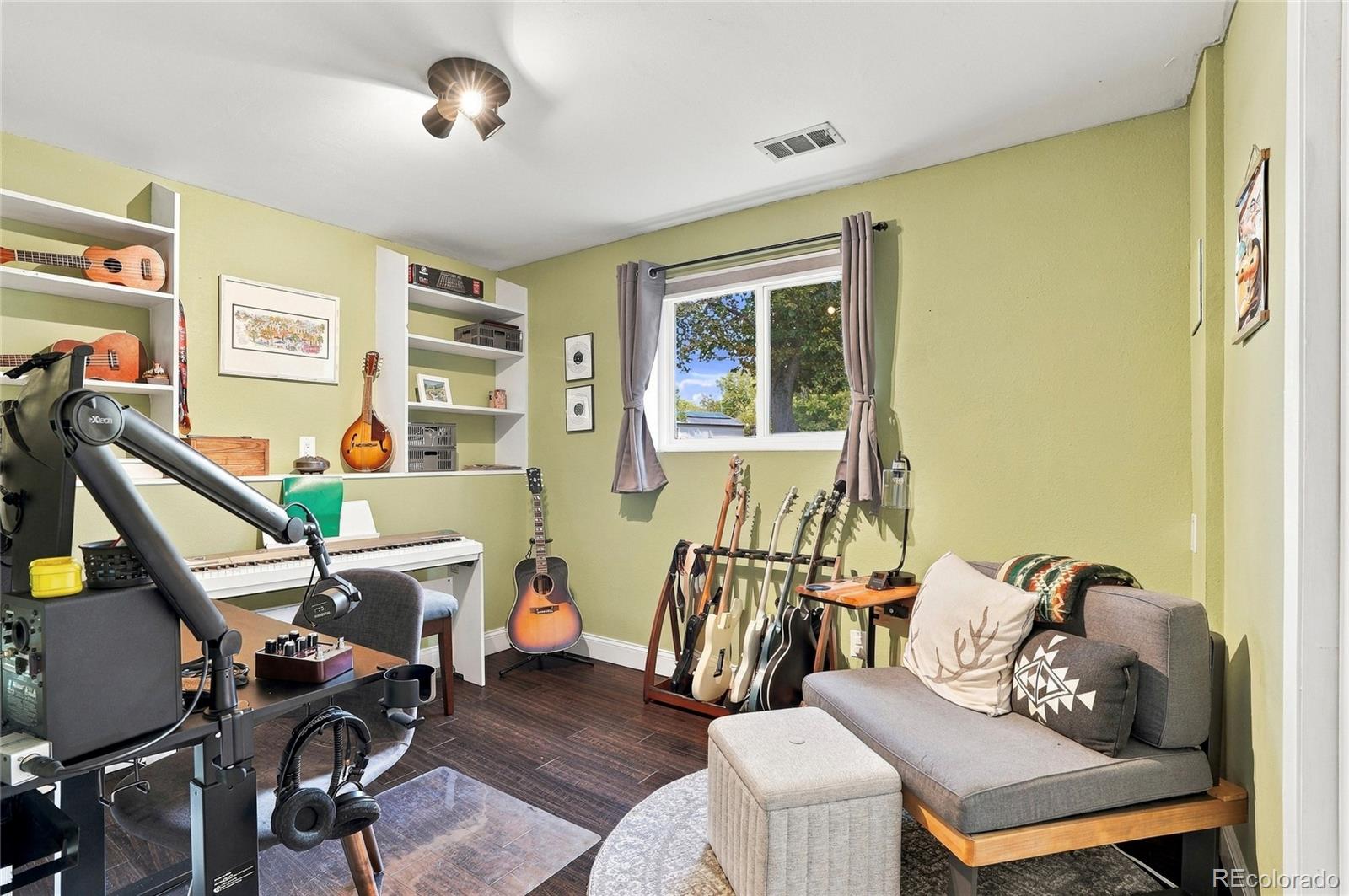 MLS Image #18 for 2843 s ouray way,aurora, Colorado