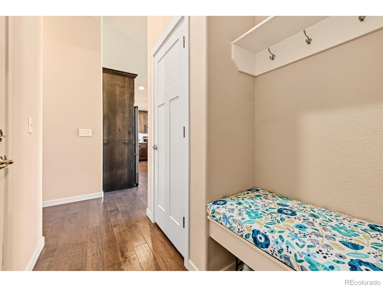 MLS Image #16 for 7102  silver court,timnath, Colorado
