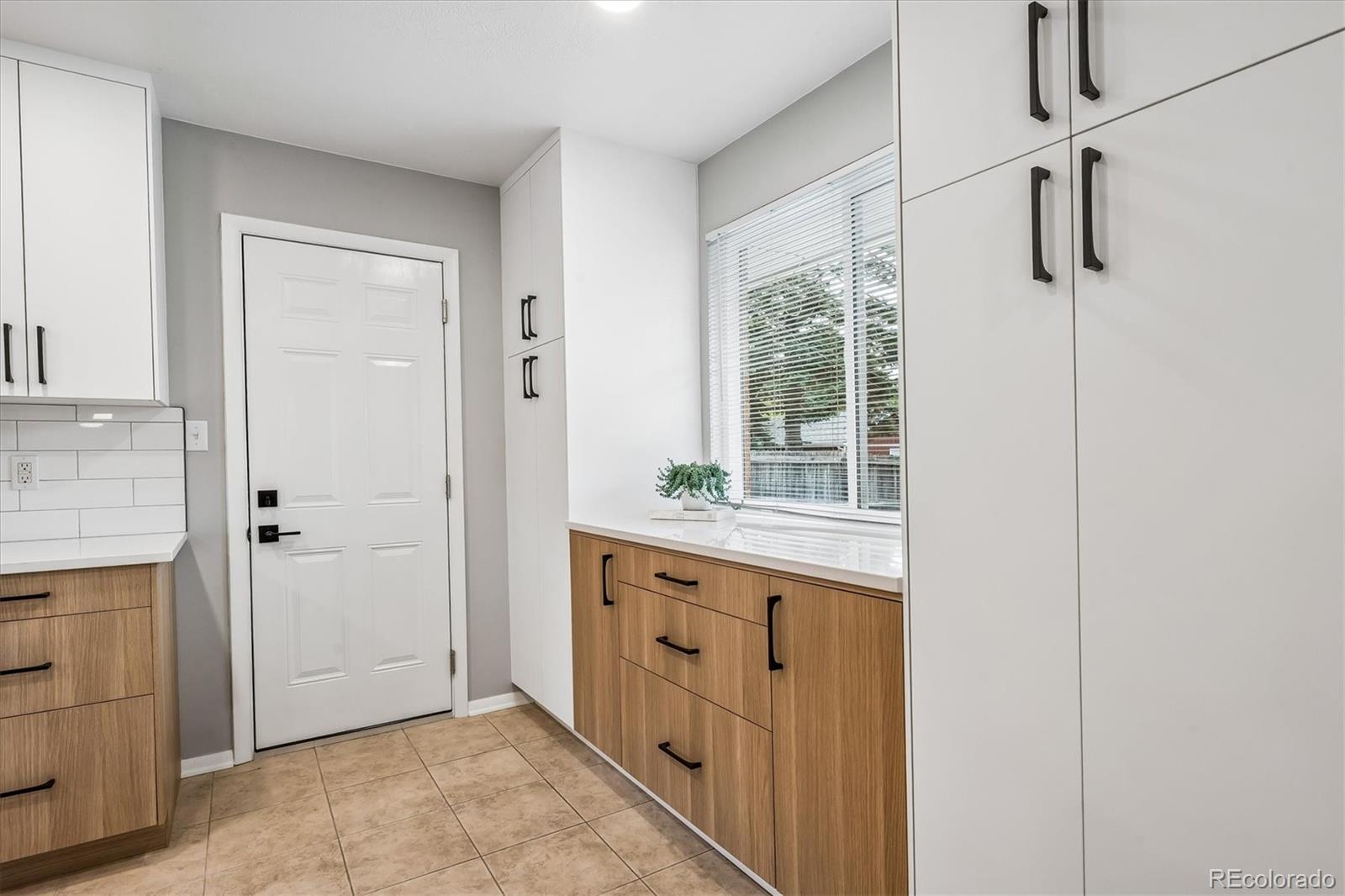 MLS Image #11 for 375  empire street,aurora, Colorado