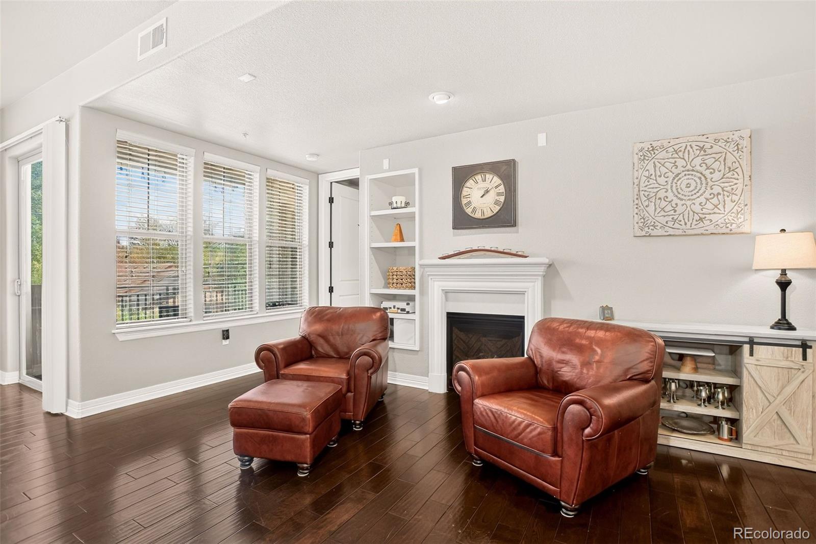 MLS Image #5 for 5592 s nevada street,littleton, Colorado