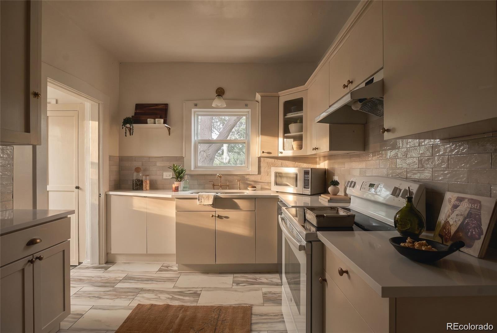 MLS Image #25 for 4734 w 33rd avenue,denver, Colorado