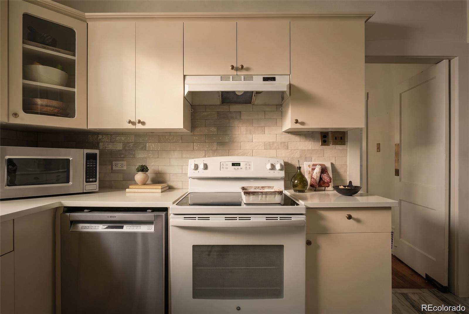 MLS Image #28 for 4734 w 33rd avenue,denver, Colorado