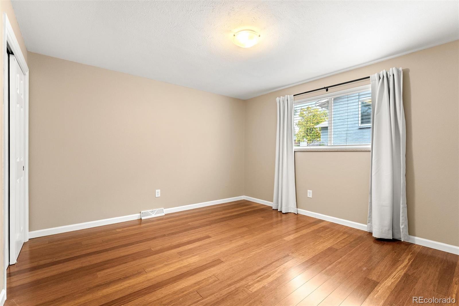 MLS Image #14 for 6632  urban court,arvada, Colorado