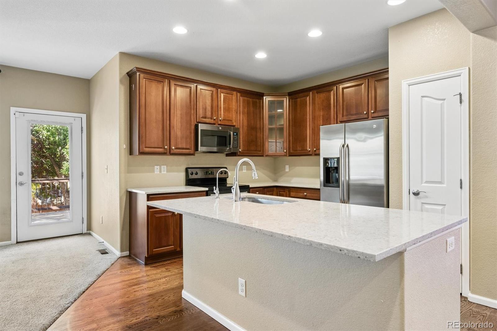 MLS Image #11 for 10097  telluride street,commerce city, Colorado