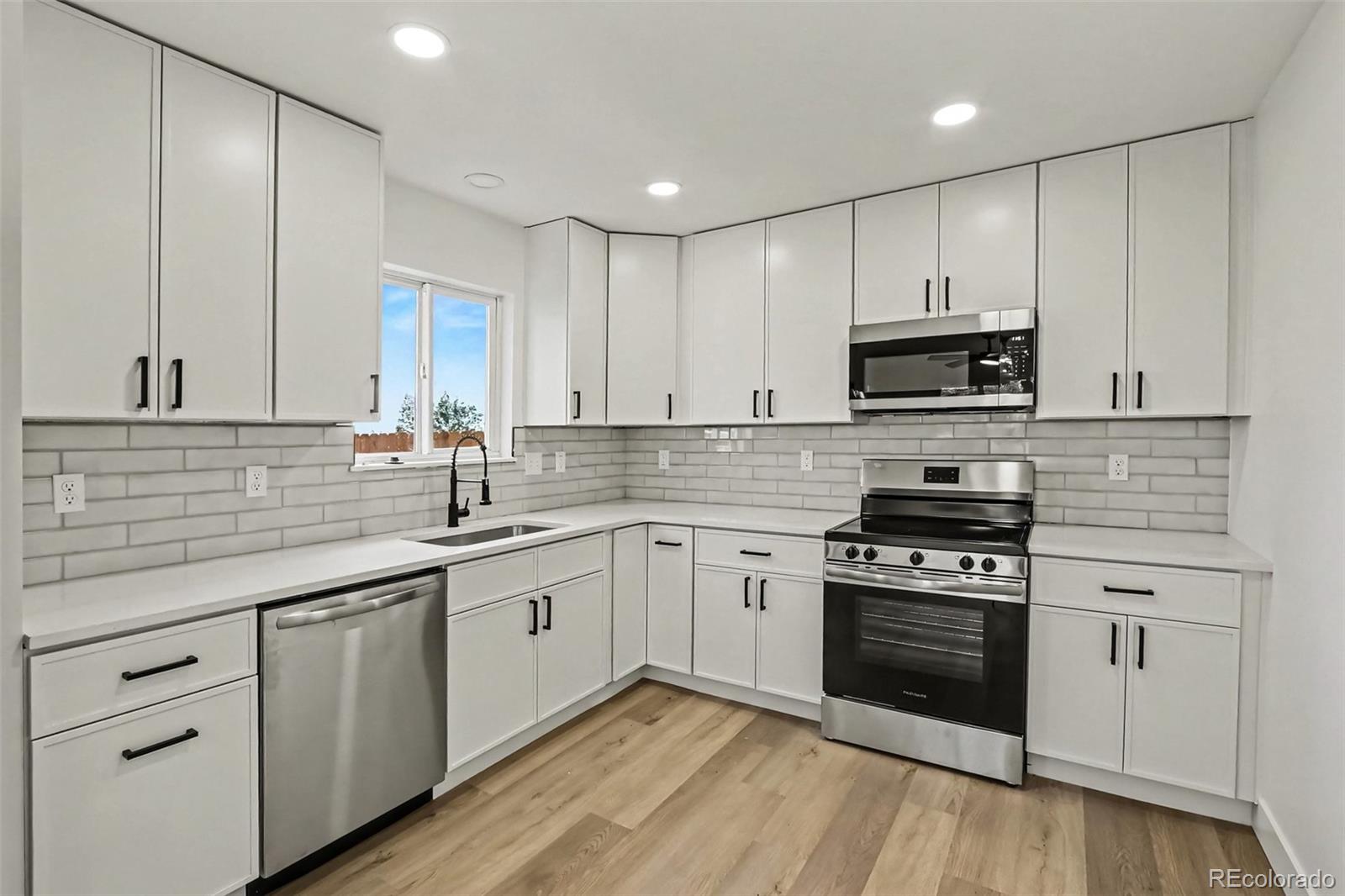 MLS Image #10 for 658  eagle drive,loveland, Colorado