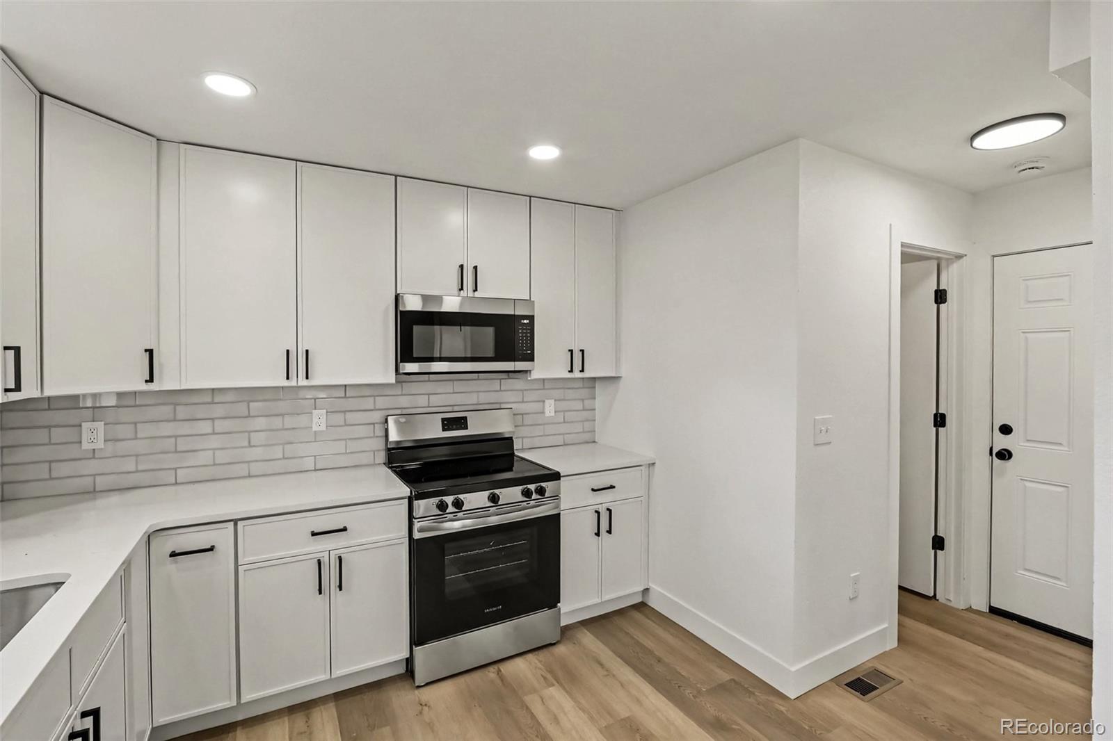 MLS Image #11 for 658  eagle drive,loveland, Colorado