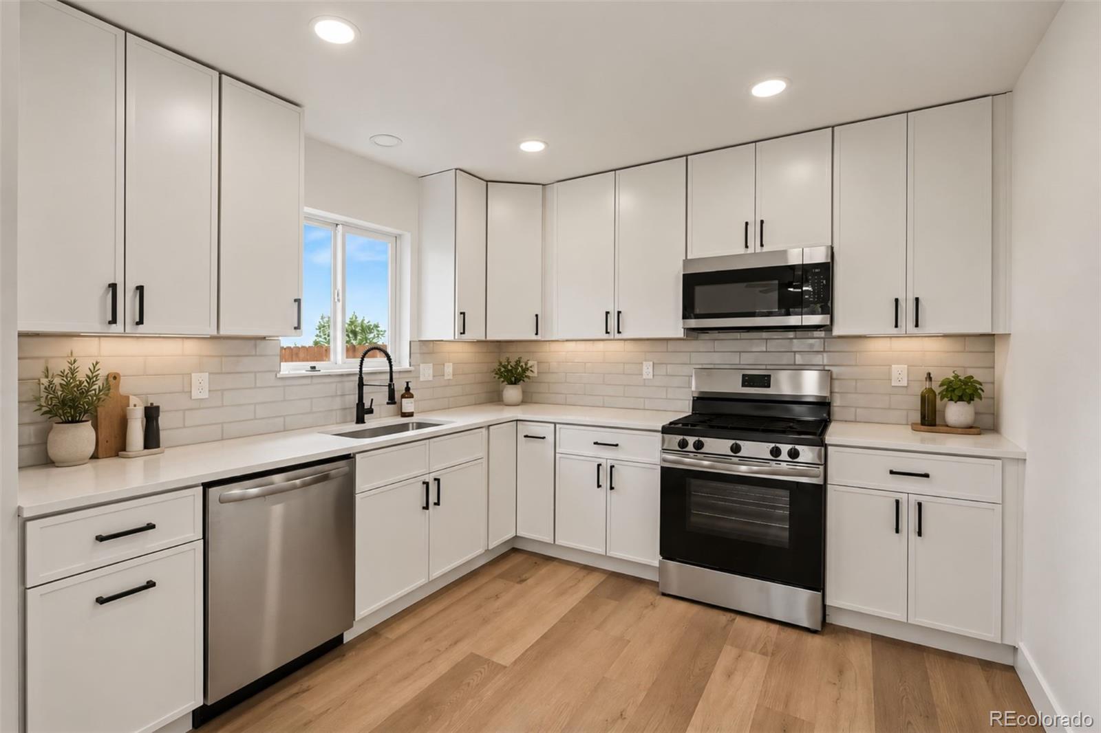 MLS Image #9 for 658  eagle drive,loveland, Colorado
