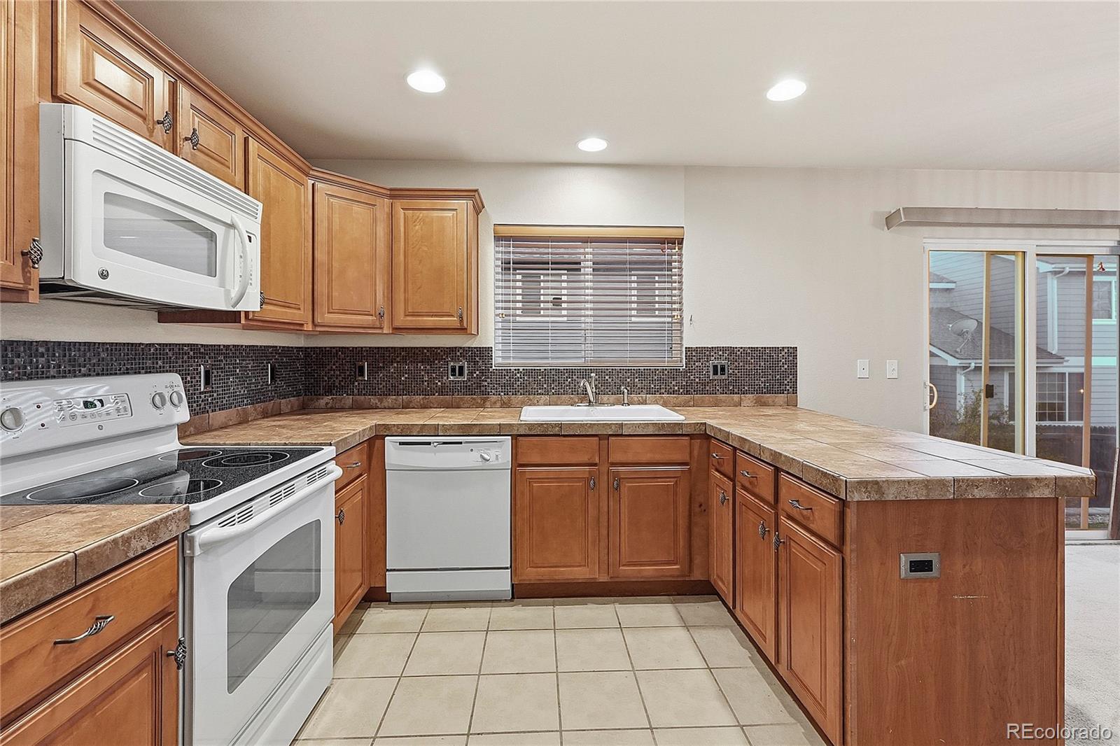 MLS Image #10 for 7763  autumn leaf way,colorado springs, Colorado