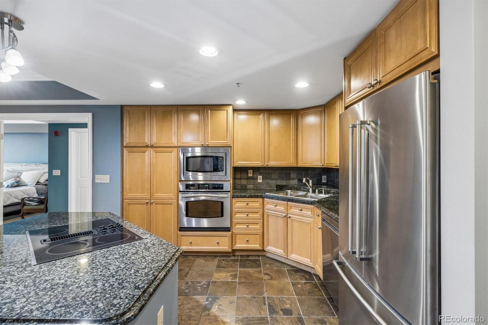 MLS Image #5 for 8100 e union avenue,denver, Colorado
