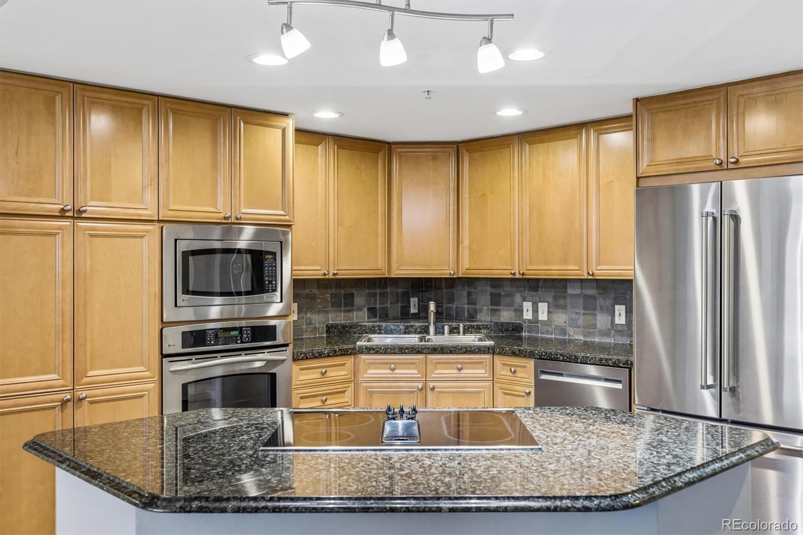 MLS Image #6 for 8100 e union avenue,denver, Colorado