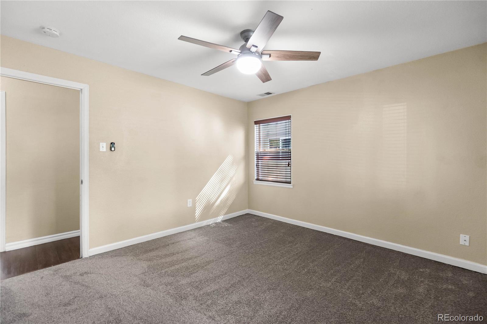 MLS Image #20 for 3060 s grape way,denver, Colorado