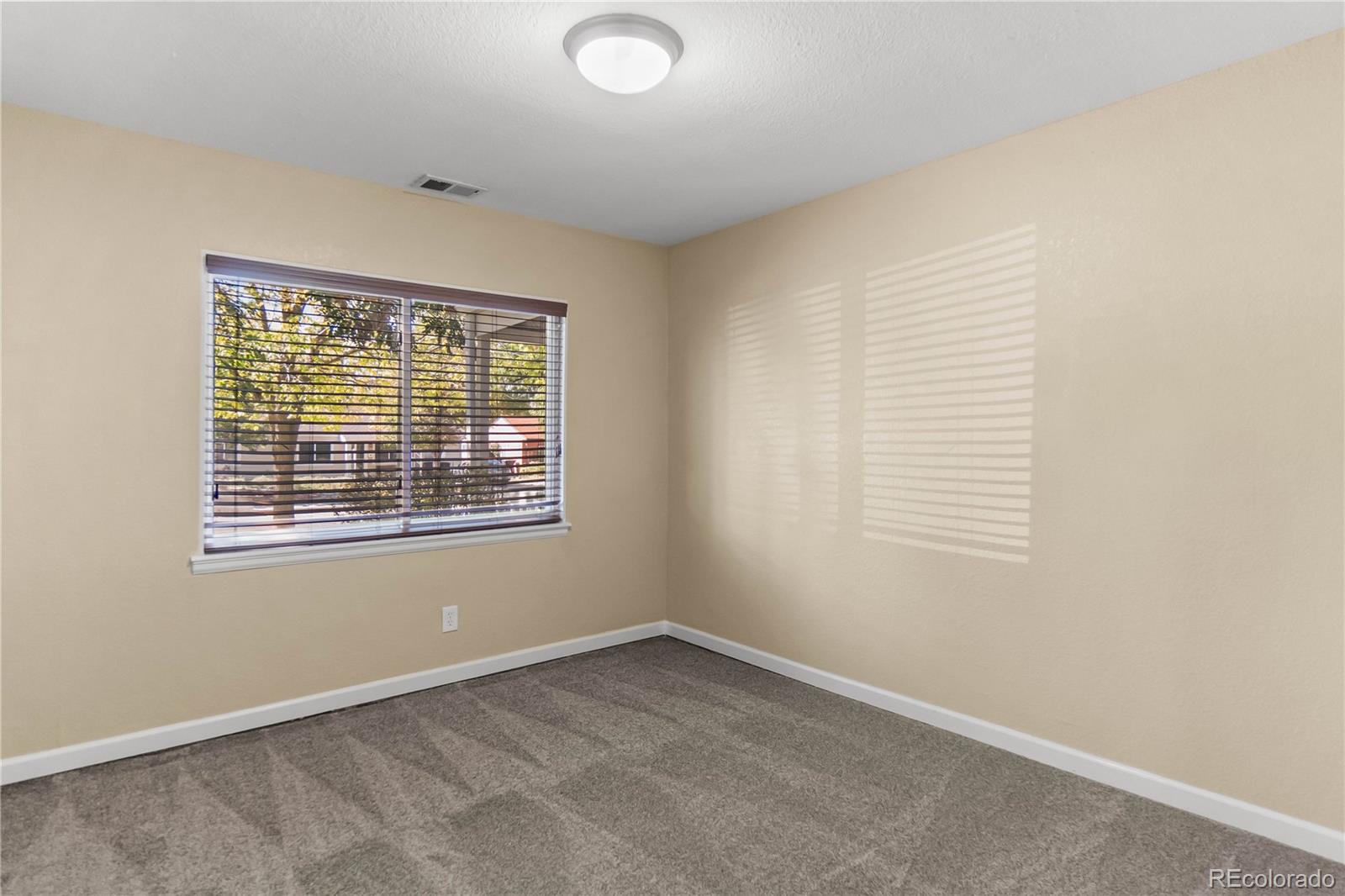 MLS Image #22 for 3060 s grape way,denver, Colorado