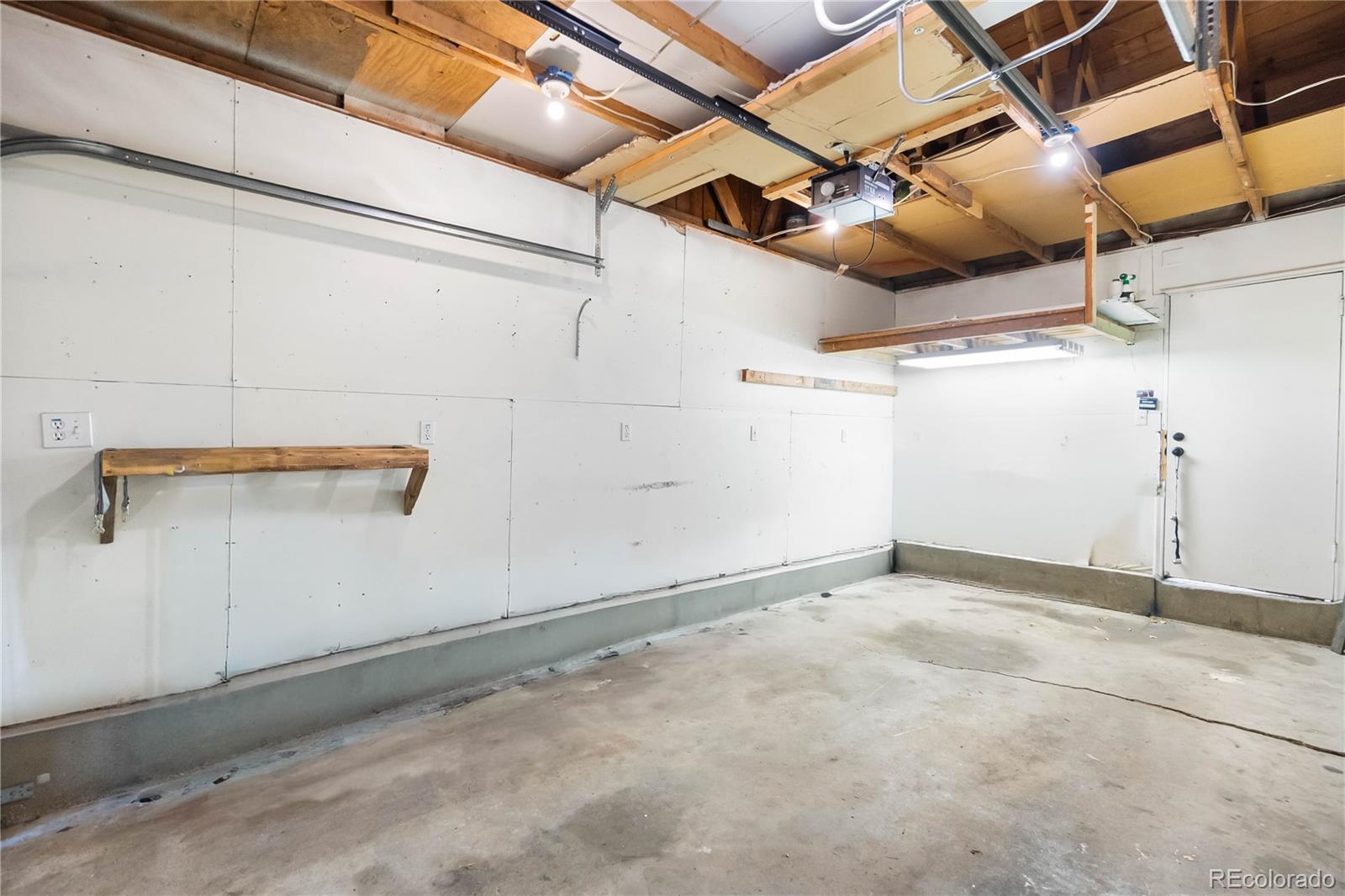 MLS Image #27 for 3060 s grape way,denver, Colorado