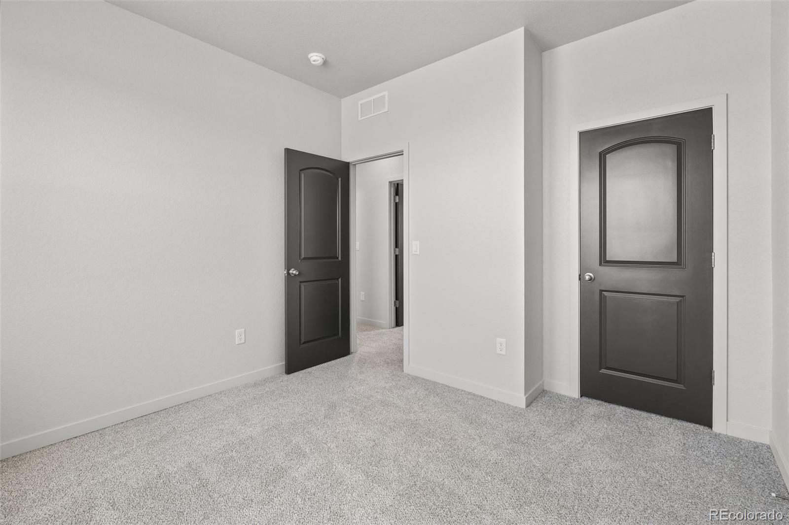 MLS Image #29 for 824 e loma drive,pueblo west, Colorado