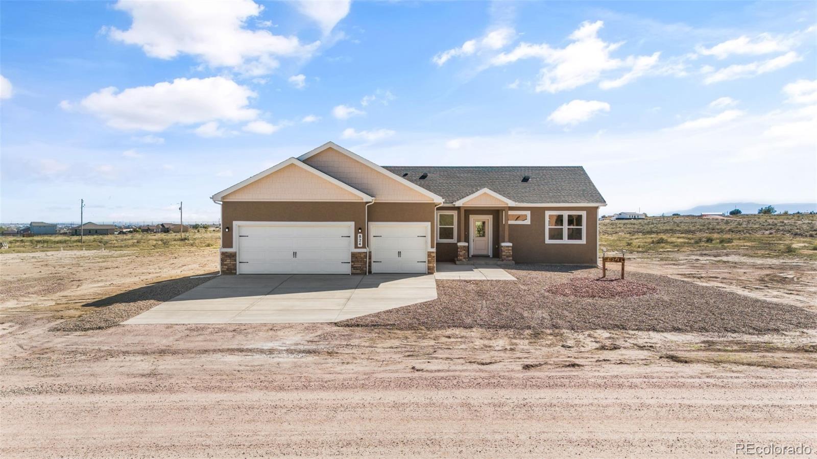 MLS Image #32 for 824 e loma drive,pueblo west, Colorado