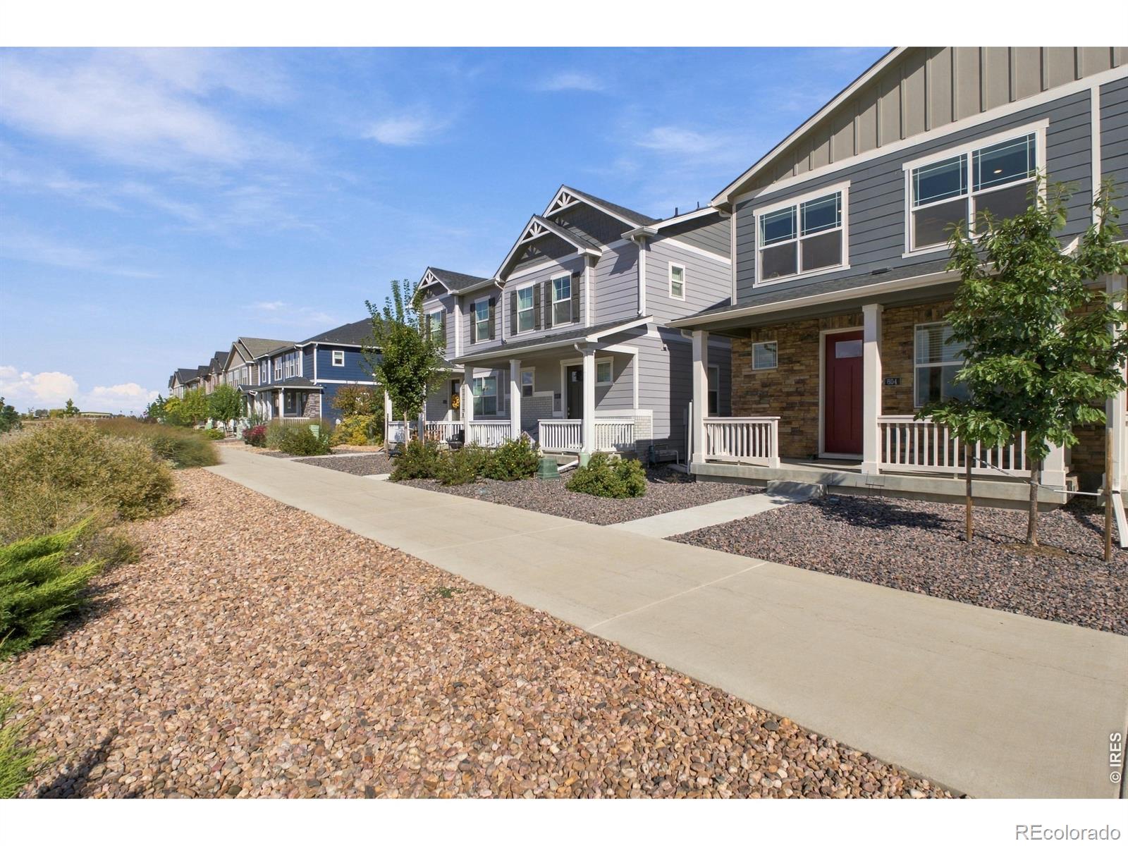 MLS Image #2 for 604  thoroughbred lane,johnstown, Colorado