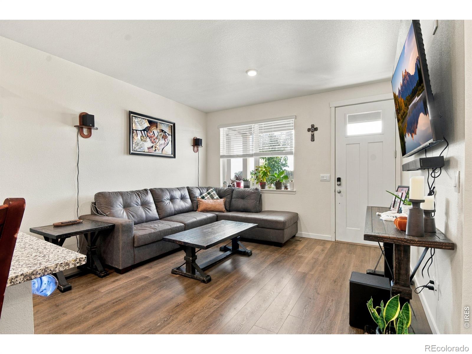 MLS Image #5 for 604  thoroughbred lane,johnstown, Colorado