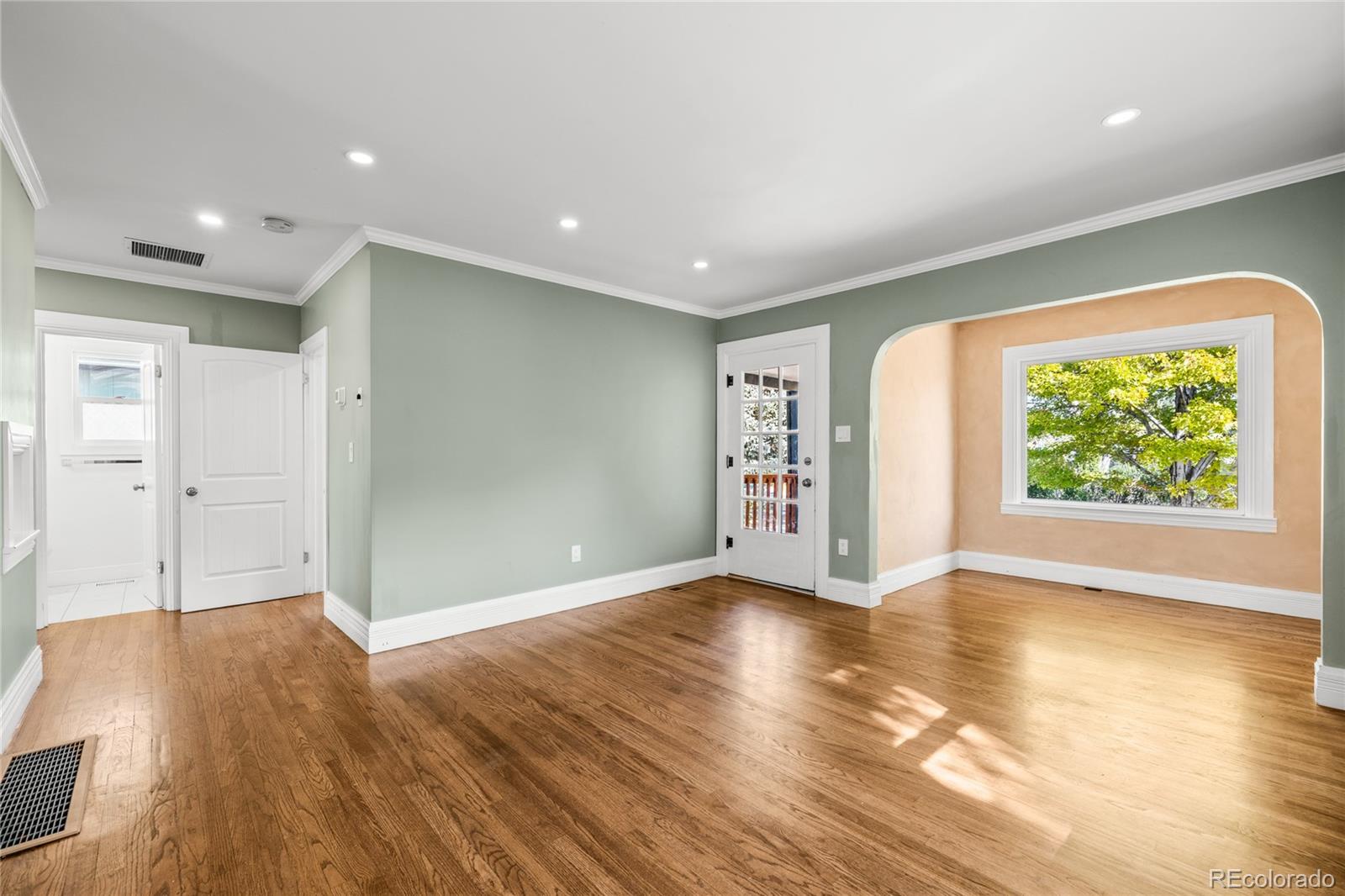 MLS Image #4 for 1463 s knox court,denver, Colorado