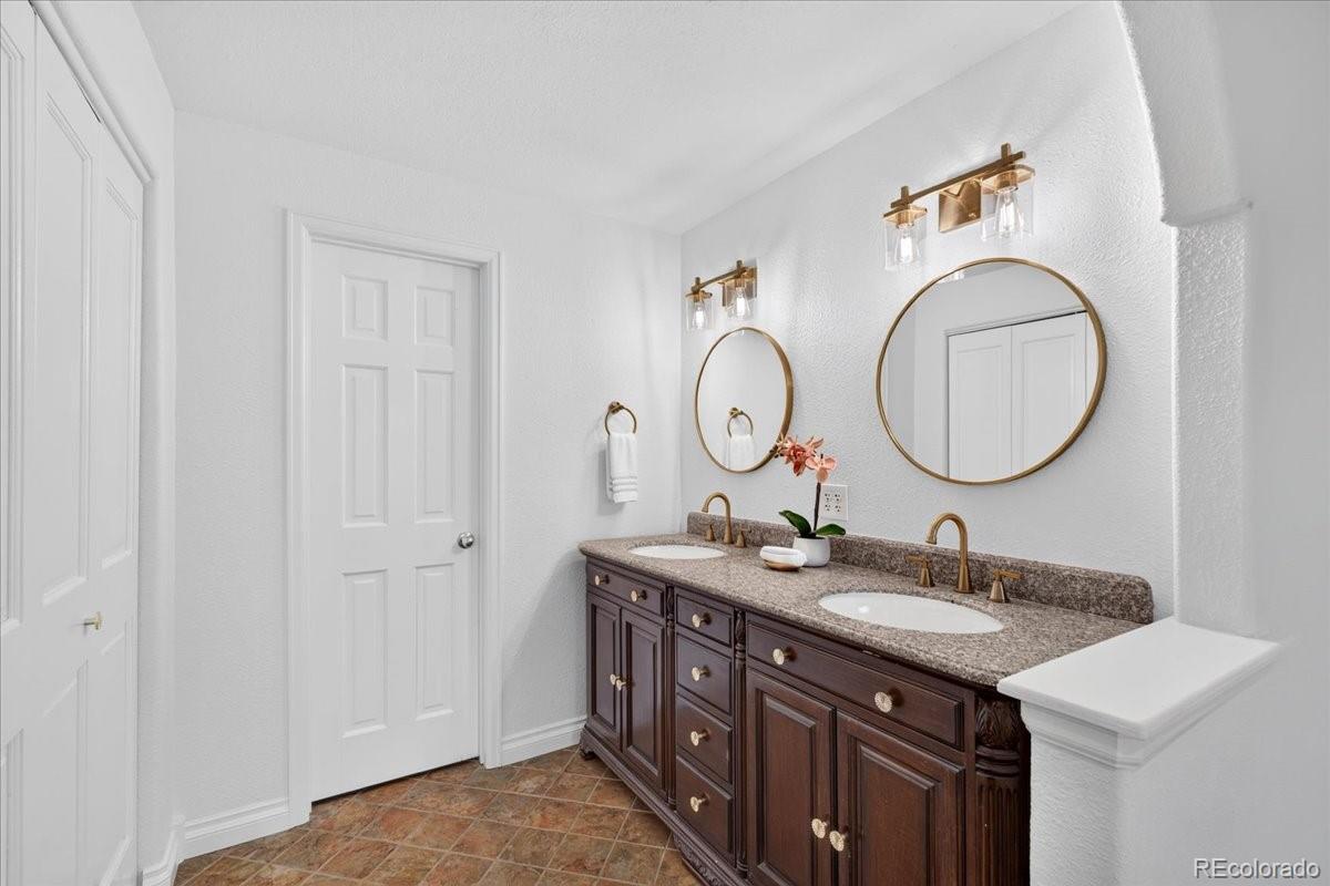 MLS Image #11 for 1866  mountain view street,erie, Colorado