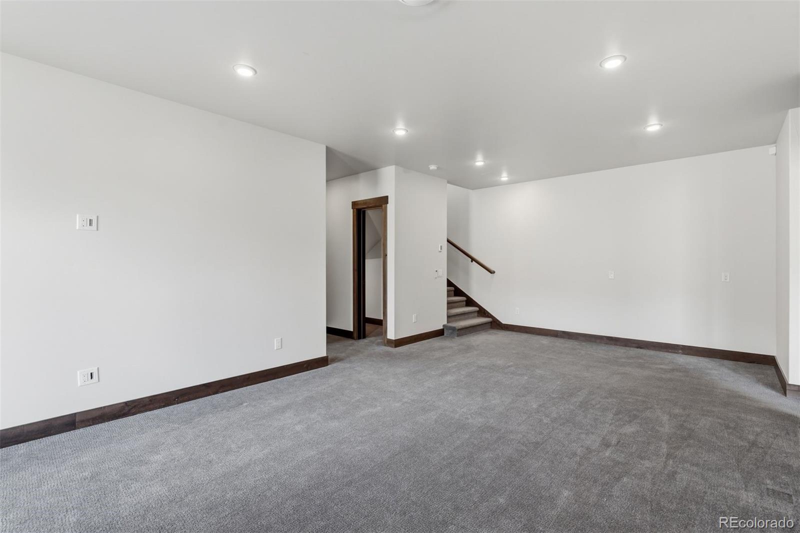 MLS Image #31 for 67  coumbe crossing,silverthorne, Colorado