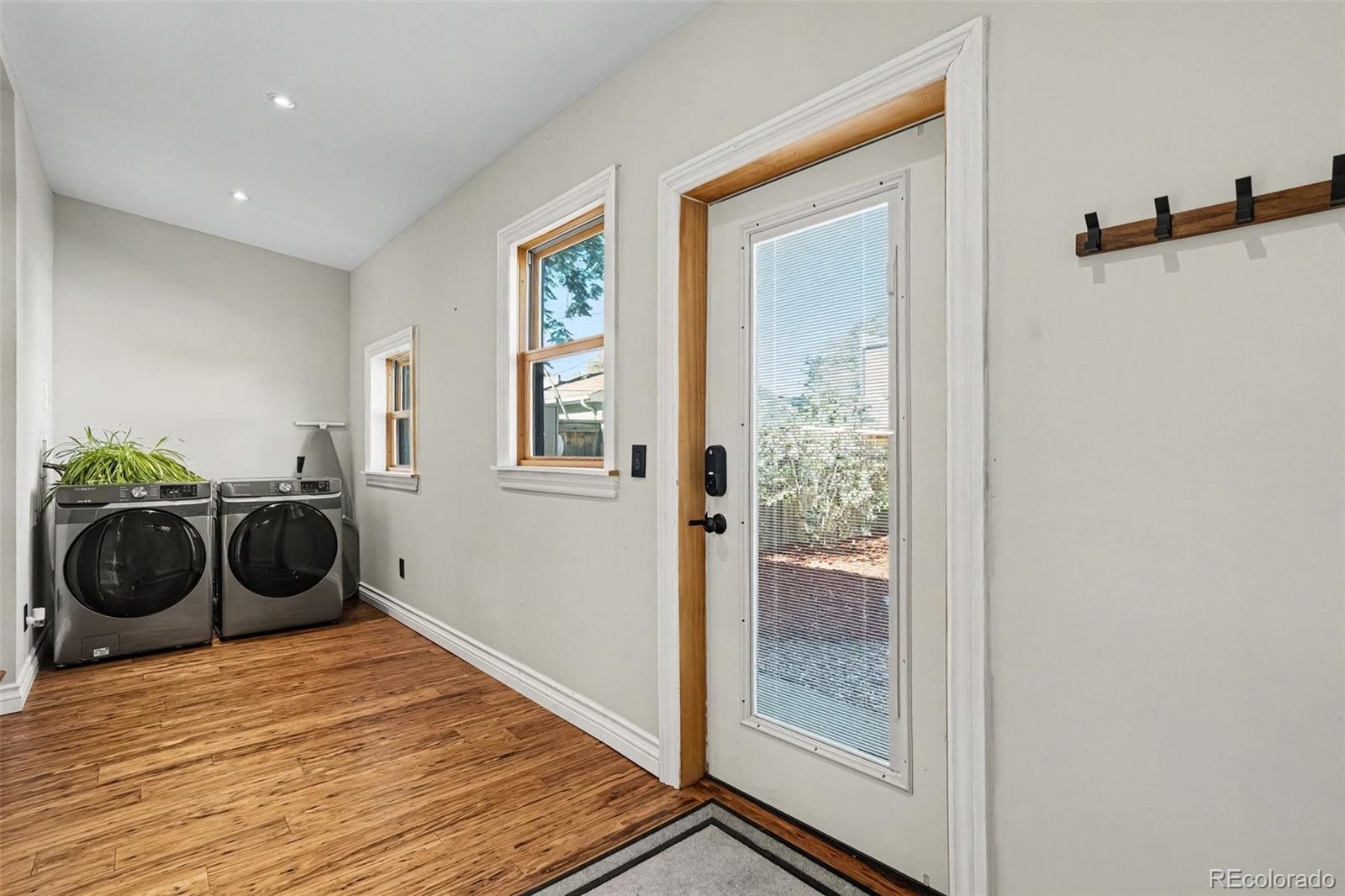 MLS Image #17 for 3127  california street,denver, Colorado