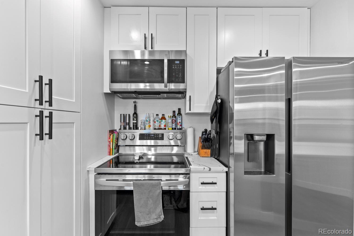 MLS Image #12 for 925 n lincoln street 3f,denver, Colorado