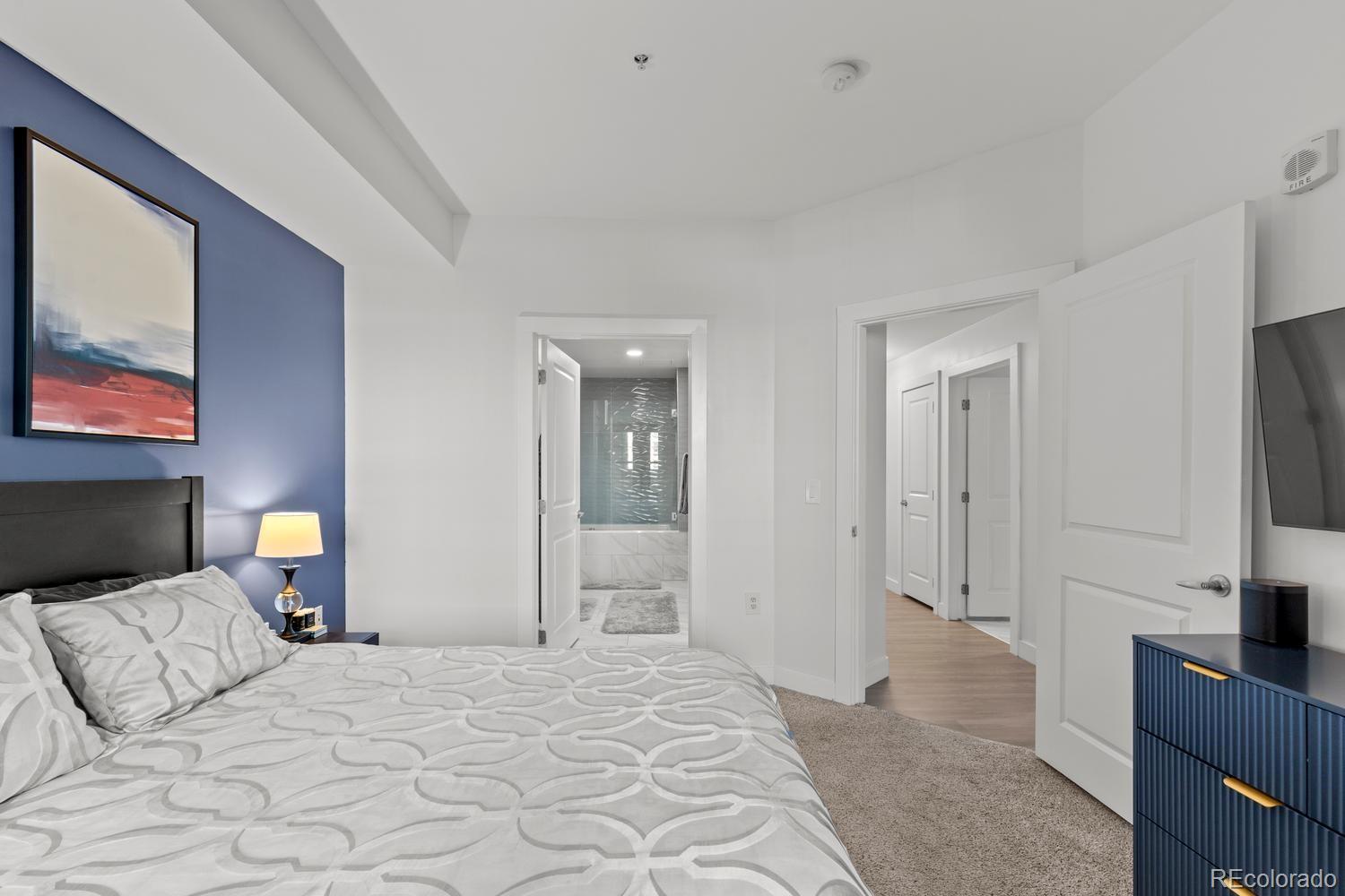 MLS Image #18 for 925 n lincoln street 3f,denver, Colorado