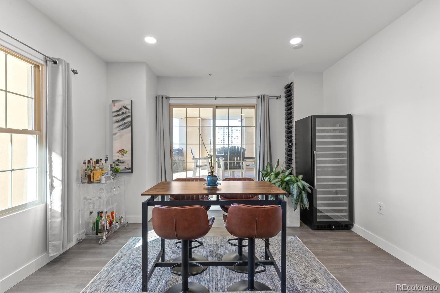 MLS Image #7 for 925 n lincoln street 3f,denver, Colorado