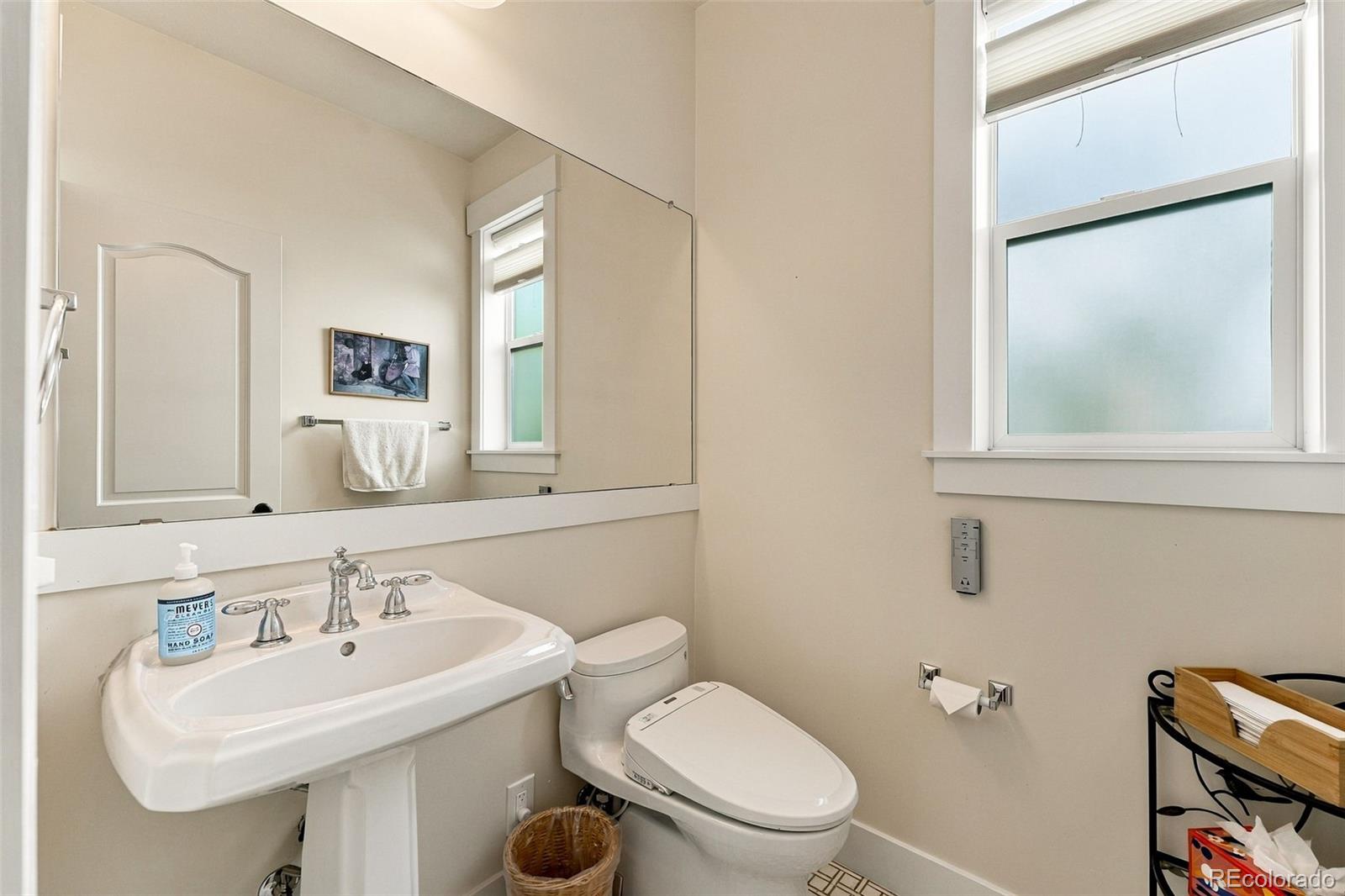 MLS Image #25 for 8226 e 28th drive,denver, Colorado