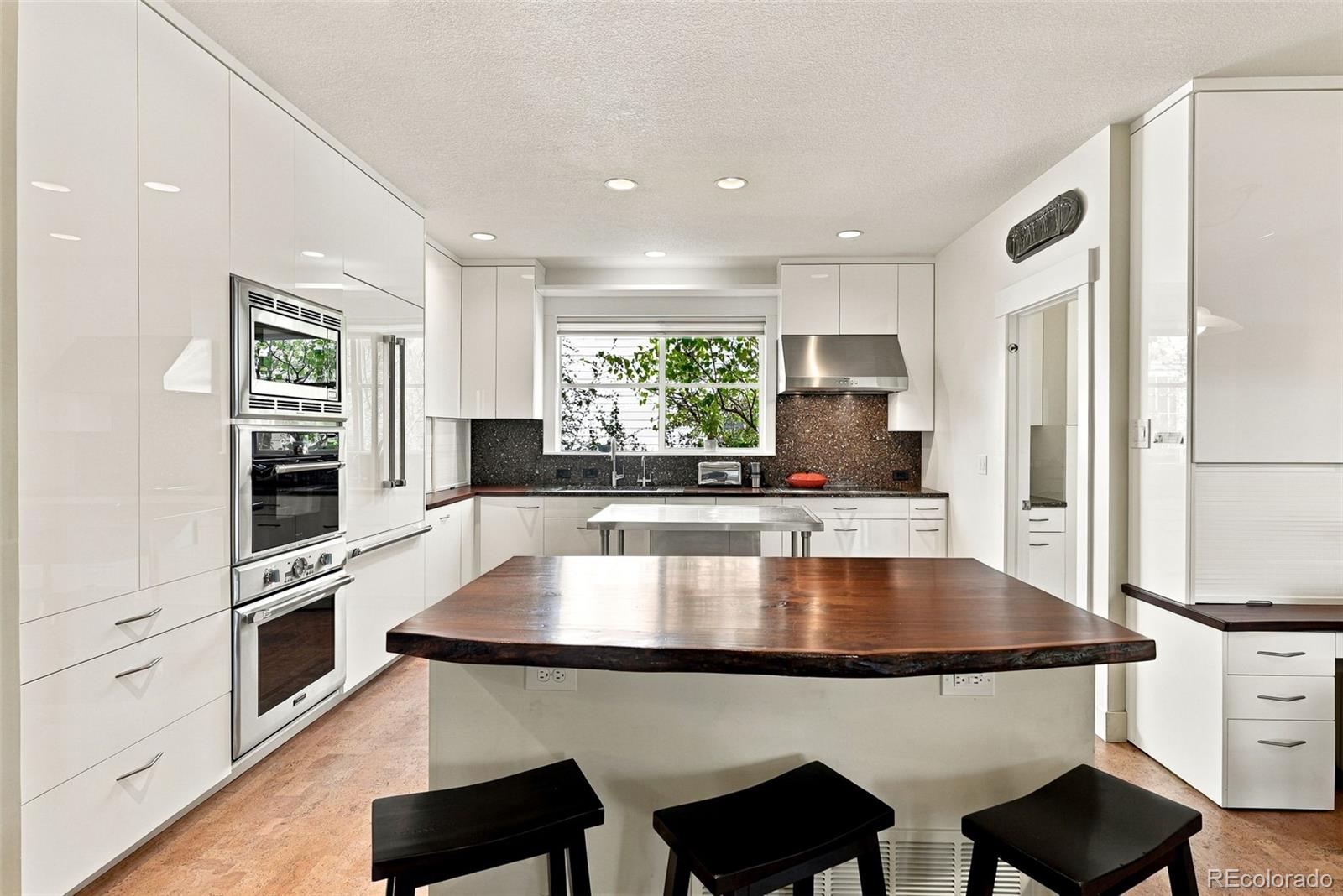 MLS Image #8 for 8226 e 28th drive,denver, Colorado