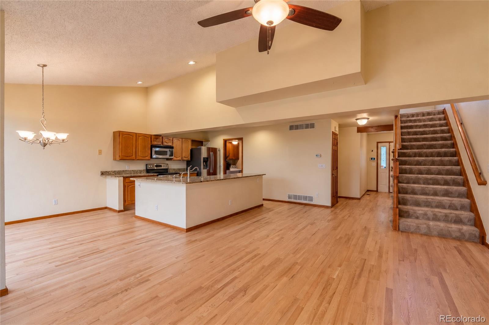 MLS Image #5 for 12010 w 52nd place,arvada, Colorado