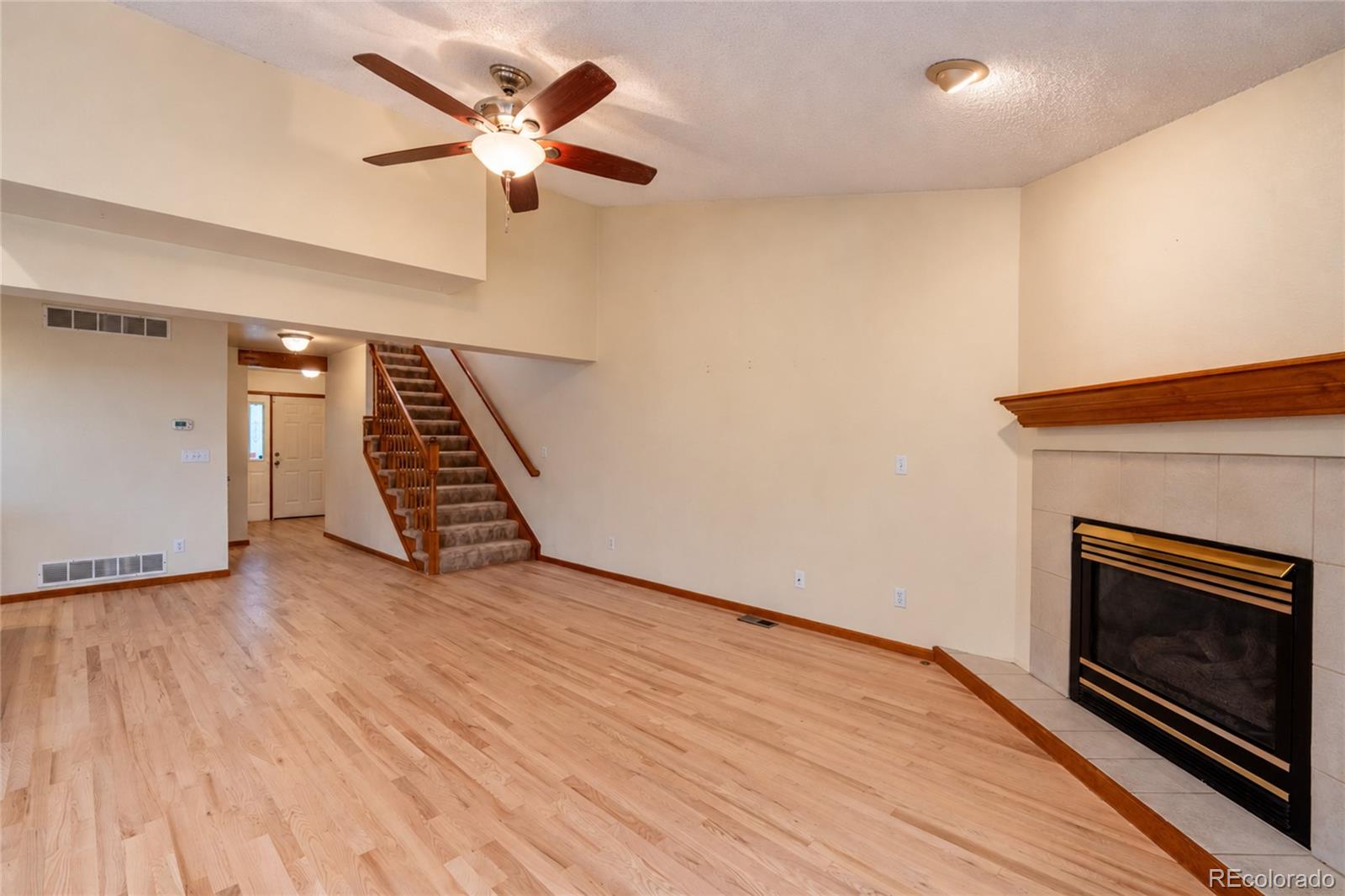 MLS Image #6 for 12010 w 52nd place,arvada, Colorado