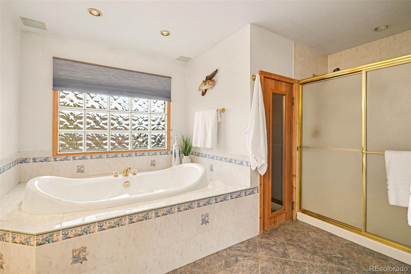 MLS Image #16 for 46746  sundance trail,parker, Colorado